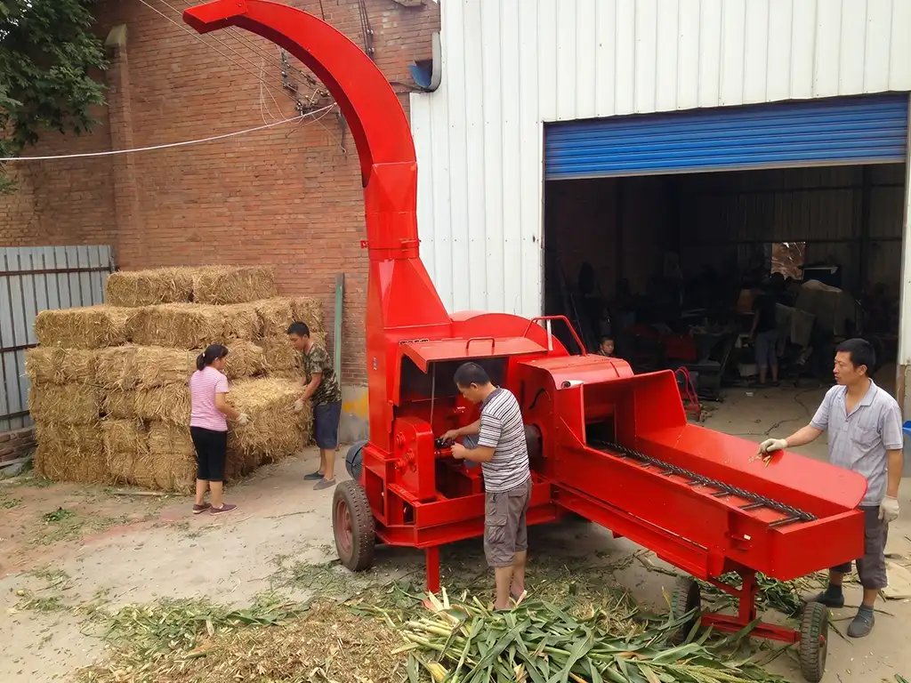 Heavy-duty industrial chaff cutter protection safety inspection check before operation